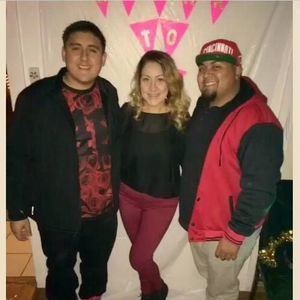 Meet your Posher, Efrain